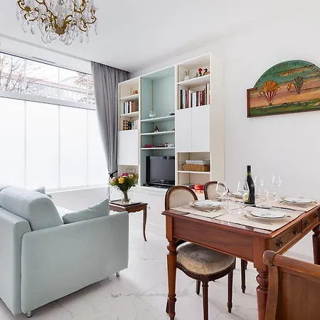 Les Montgolfieres, 2 Pieces, Porte De Versailles