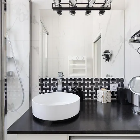 Les Montgolfieres, 2 Pieces, Porte De Versailles Apartment