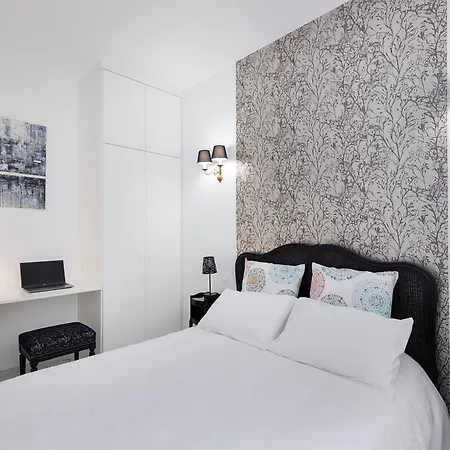 Les Montgolfieres, 2 Pieces, Porte De Versailles Apartment